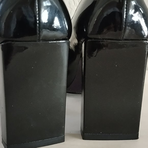 FENDI Silver FF Logo Black Patent Leather Square Toe Heels Vintage New 5.5M - Picture 6 of 12